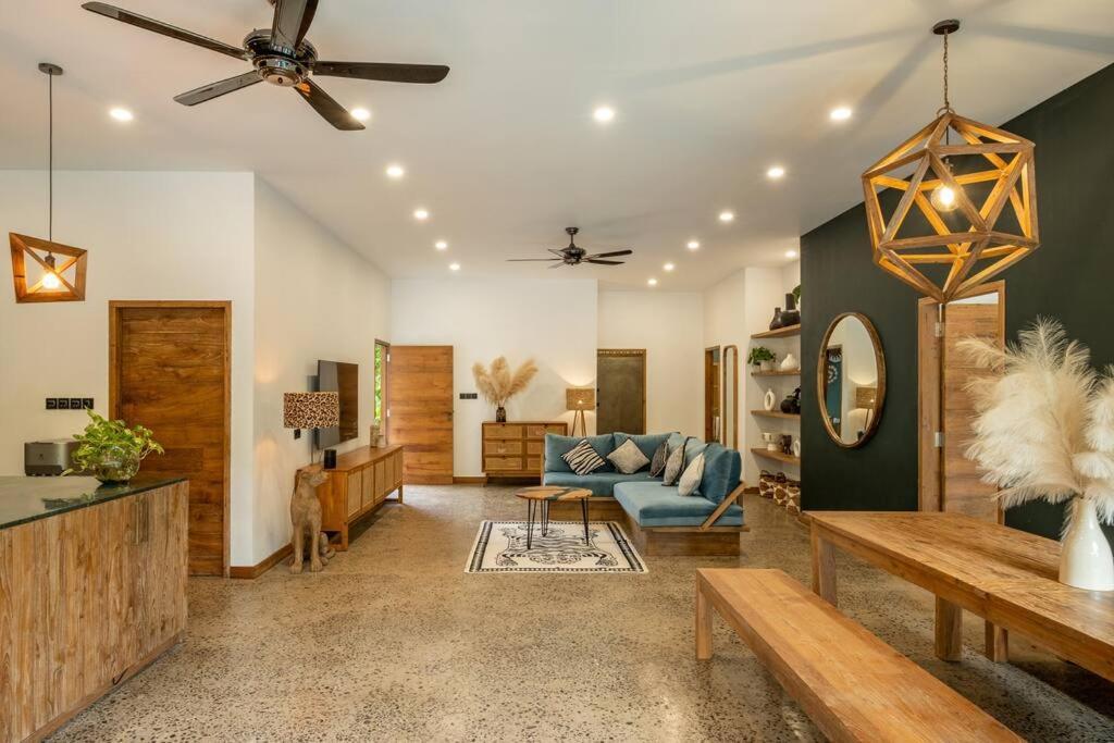 Designer New 3Bdr - Lush Garden+Pool Vila Gili Trawangan Exterior foto