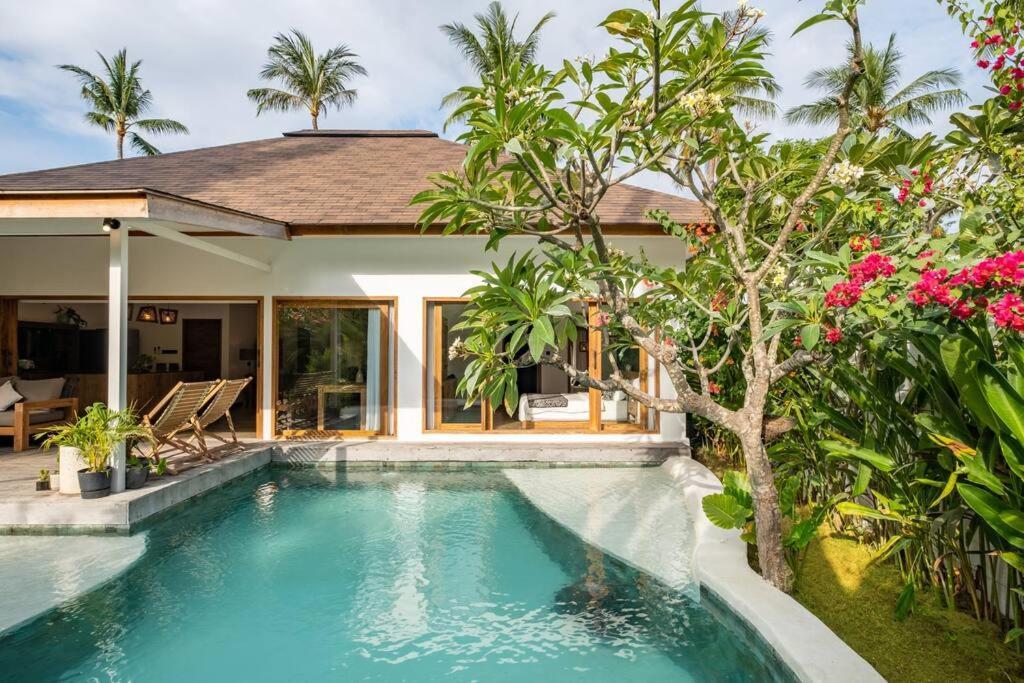 Designer New 3Bdr - Lush Garden+Pool Vila Gili Trawangan Exterior foto