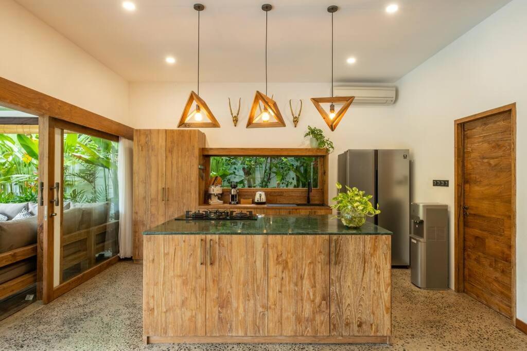 Designer New 3Bdr - Lush Garden+Pool Vila Gili Trawangan Exterior foto