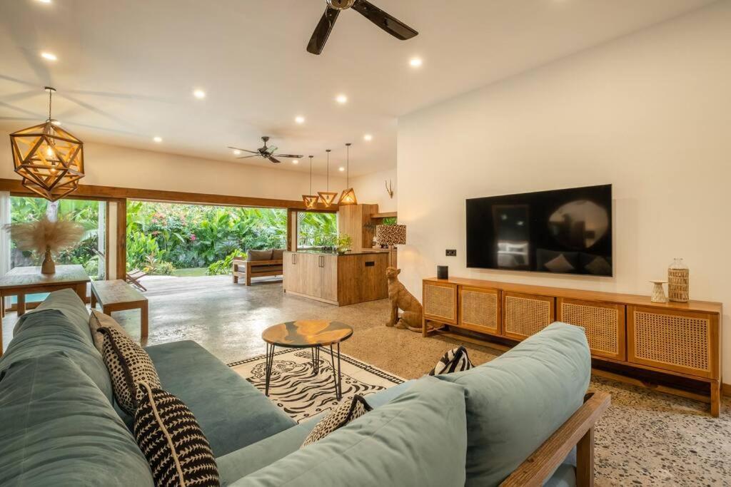 Designer New 3Bdr - Lush Garden+Pool Vila Gili Trawangan Exterior foto
